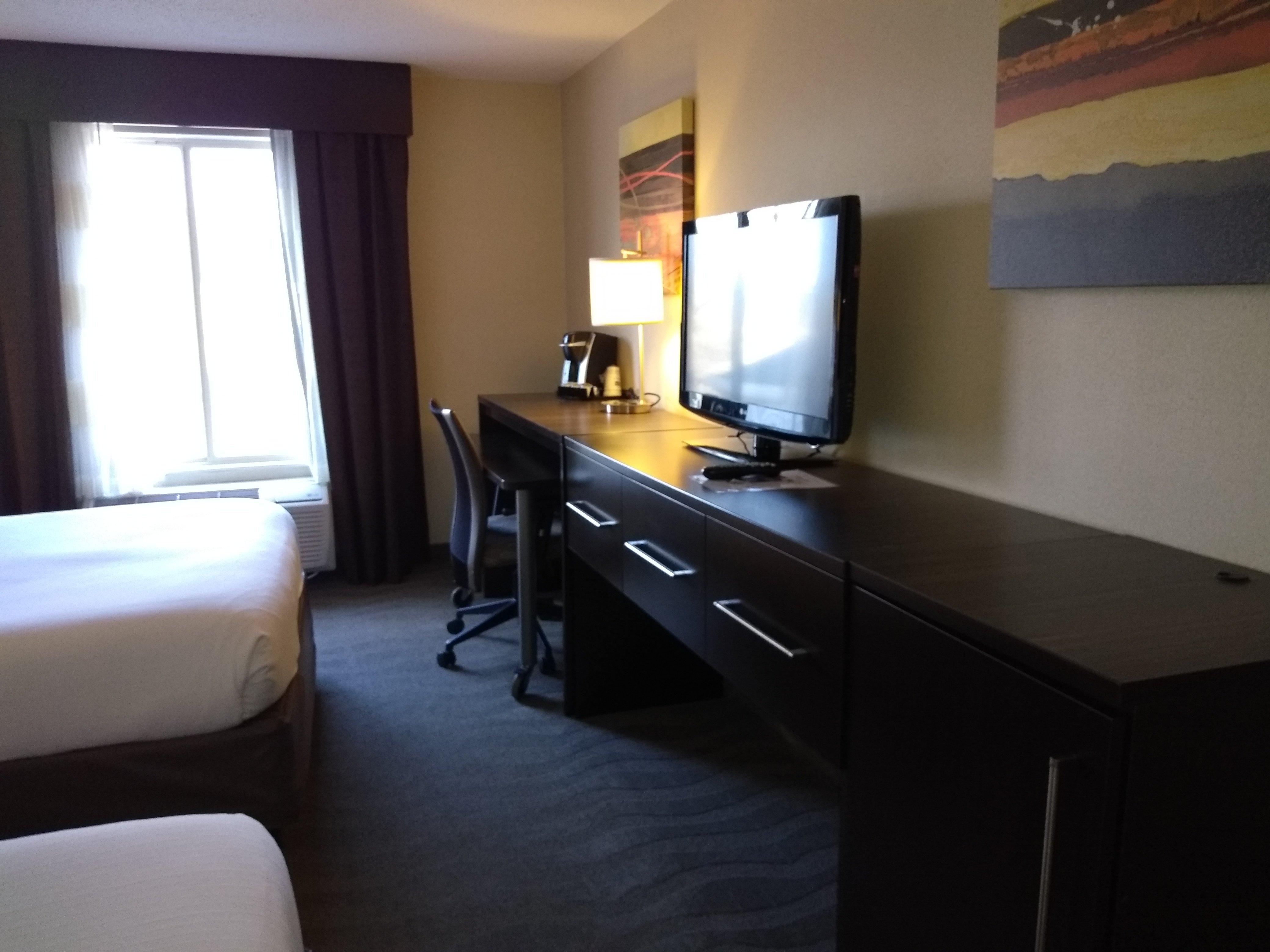 Holiday Inn Express Hotel & Suites Waterford By Ihg Экстерьер фото