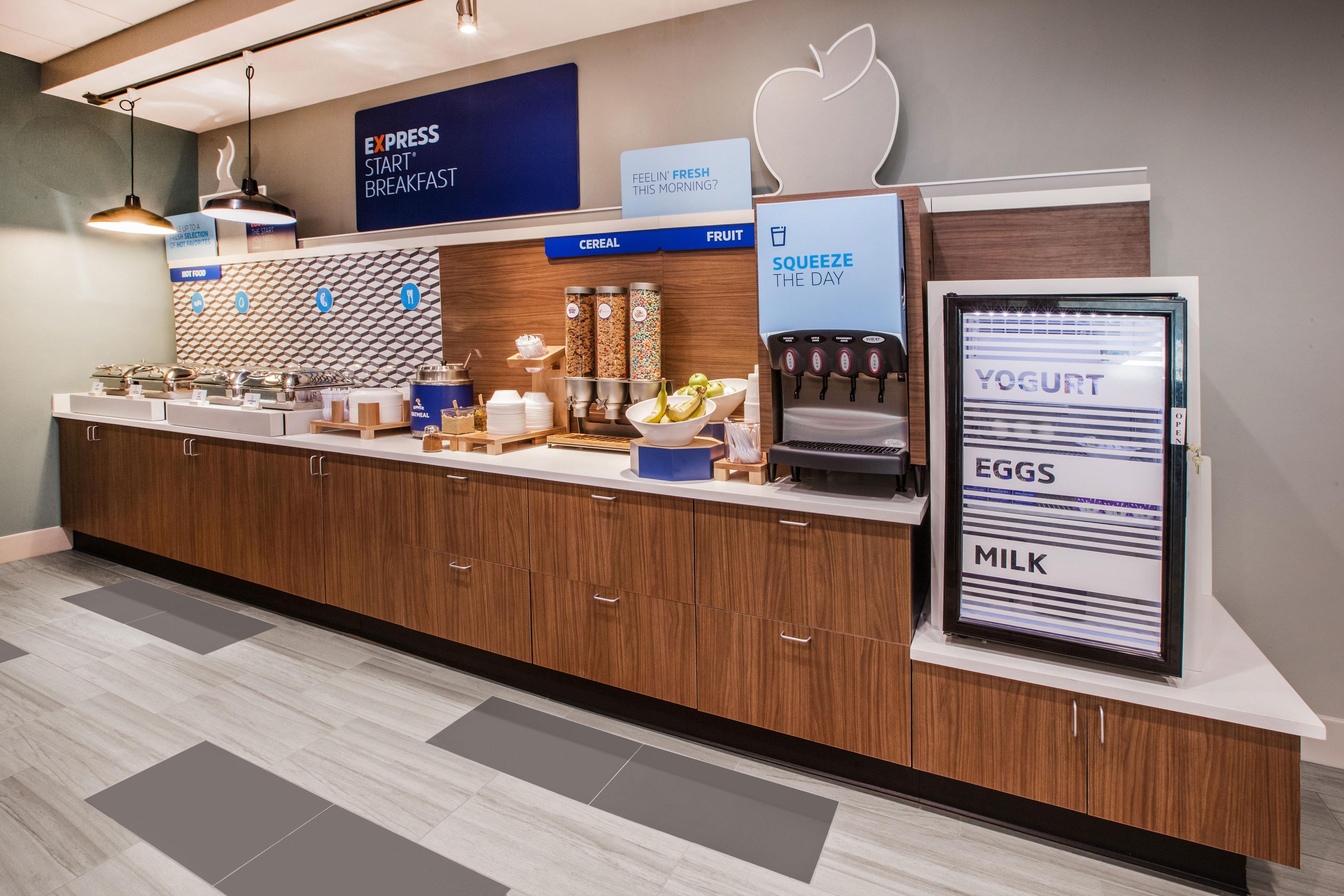 Holiday Inn Express Hotel & Suites Waterford By Ihg Экстерьер фото