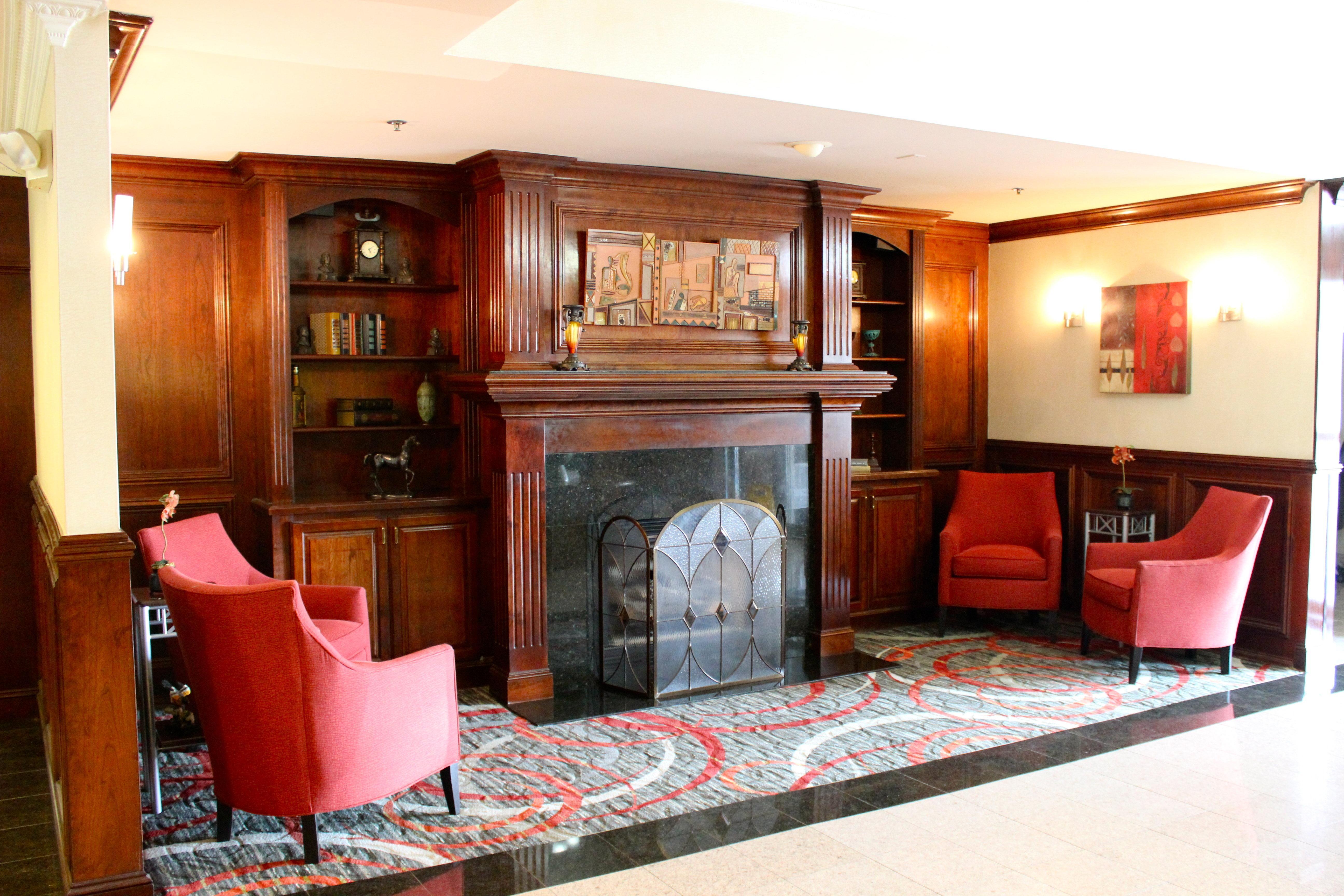 Holiday Inn Express Hotel & Suites Waterford By Ihg Экстерьер фото